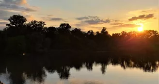 Chambres d'hôtes Au bord de Loire-La Suite Ligérienne-vue Loire-couher de soleil