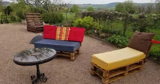 Vue sur la campagne de la cour