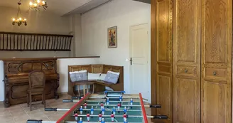 Salle jeux - La Raimbauderie Salle jeux - La Raimbauderie